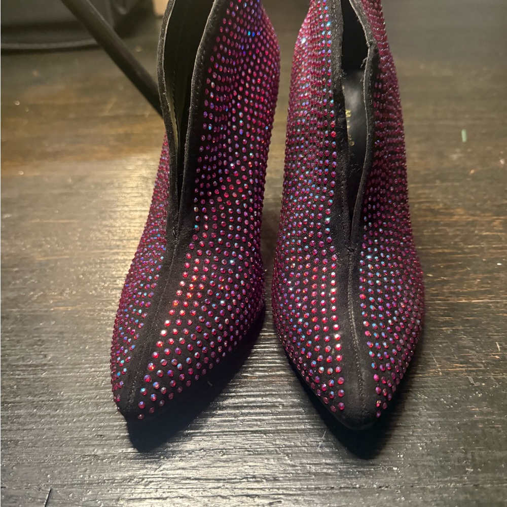 Edge Black and Pink Studded Heels size 8 edgy rockabilly stylish and playful